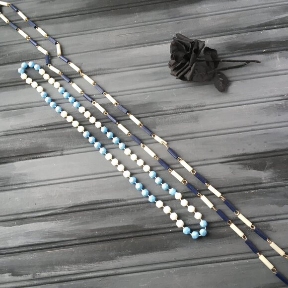 Blue + White Bead Necklace Lot (Lot of 2) - Picture 5 of 9